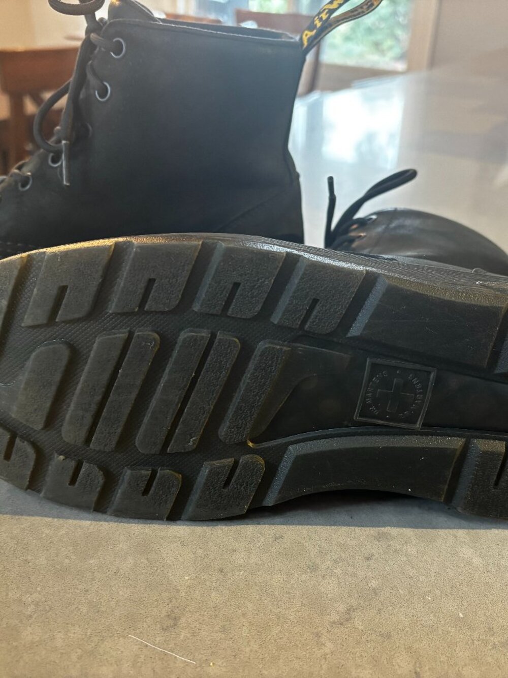 Doc Marten Boots - Crewson Chukka
